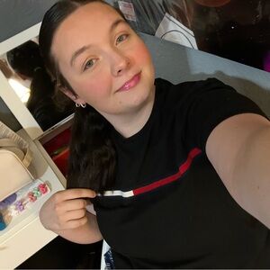 Meet your Posher, Ashton